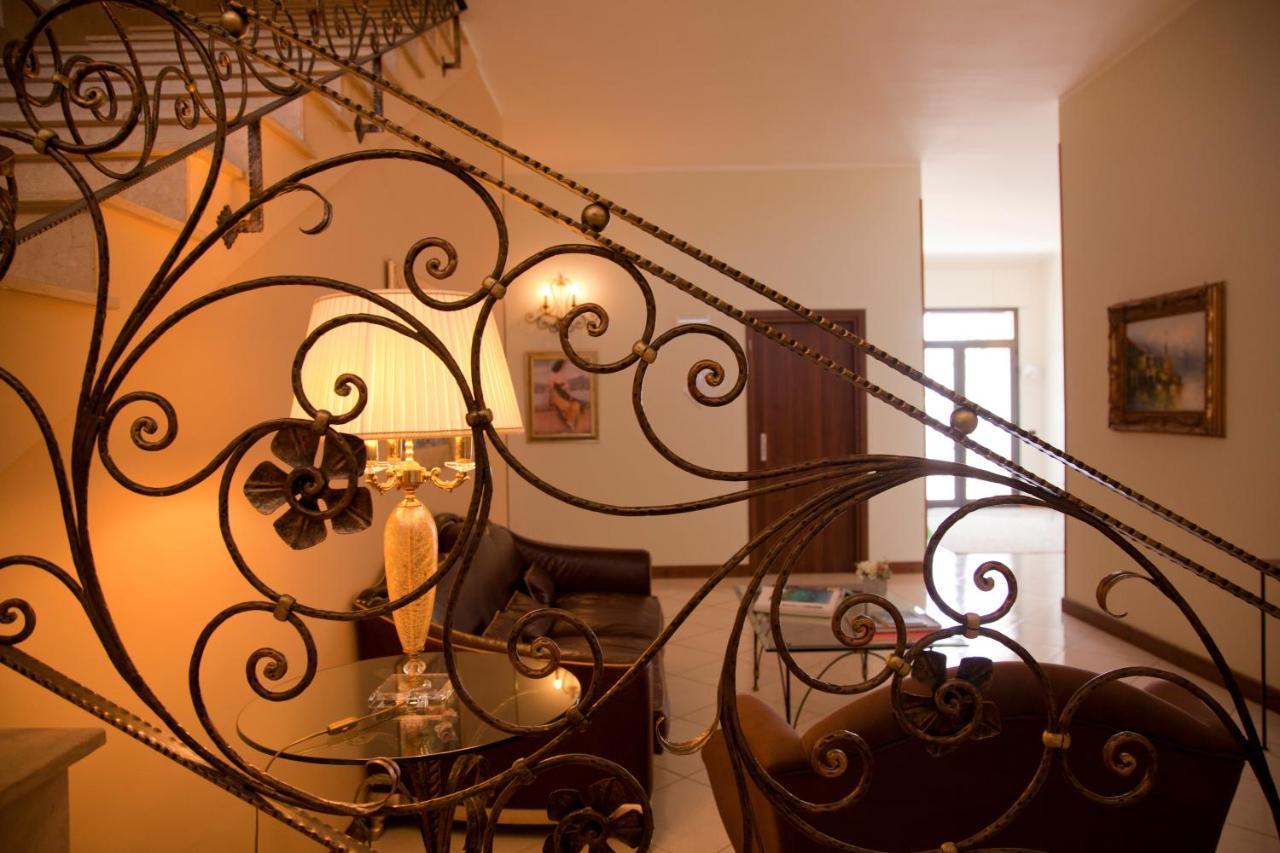 Kalinifta Residence การ์ปิญาโน ซาเลนติโน ภายนอก รูปภาพ