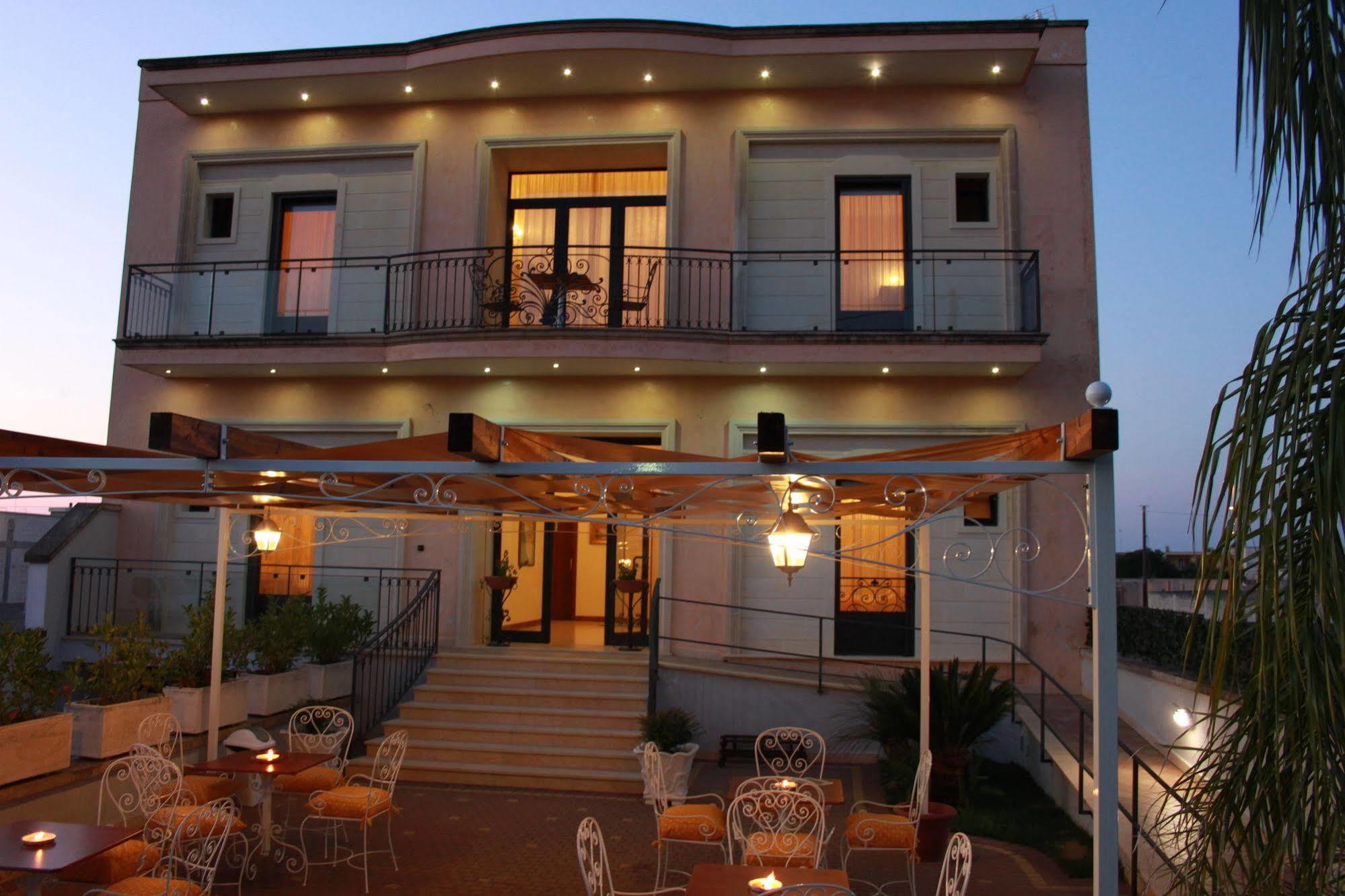 Kalinifta Residence การ์ปิญาโน ซาเลนติโน ภายนอก รูปภาพ